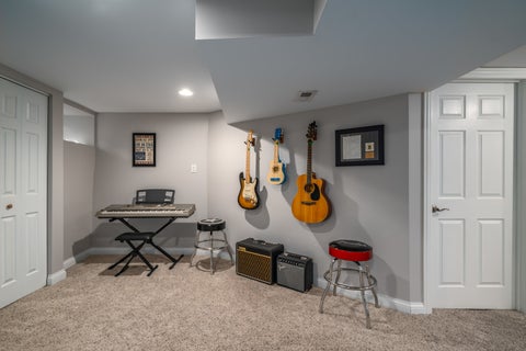 Tiny photo for 9129 Mango Avenue, Morton Grove, IL 60053 (MLS # 12754534)
