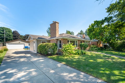 Tiny photo for 9129 Mango Avenue, Morton Grove, IL 60053 (MLS # 12754534)