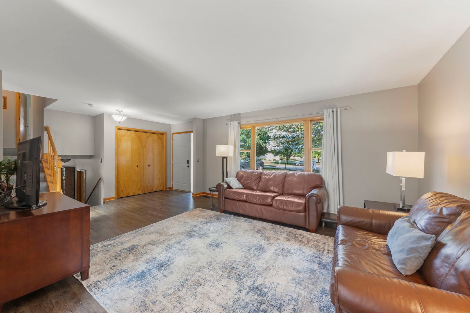907 Wescott Road