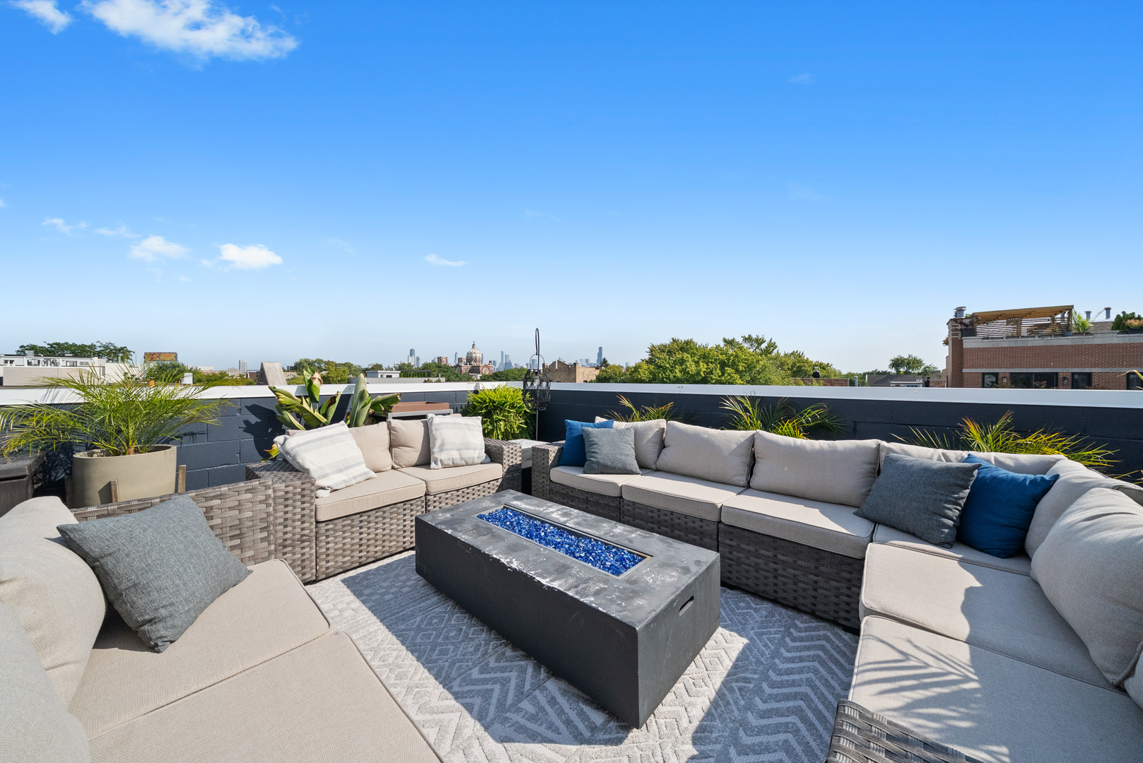 1936 W Armitage Avenue 3E