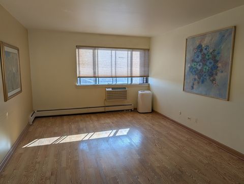 Tiny photo for 8444 W Wilson Avenue #407, Chicago, IL 60656 (MLS # 12557607)