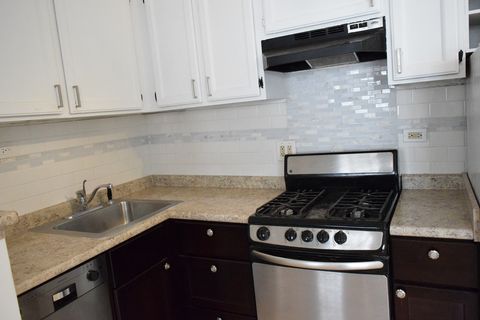 Tiny photo for 5135 S Kenwood Avenue #606, Chicago, IL 60615 (MLS # 12615899)
