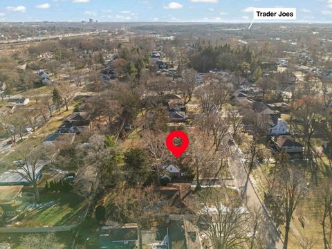 Tiny photo for 345 Woodstock Avenue, Glen Ellyn, IL 60137 (MLS # 12538103)