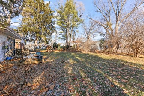 Tiny photo for 345 Woodstock Avenue, Glen Ellyn, IL 60137 (MLS # 12538103)