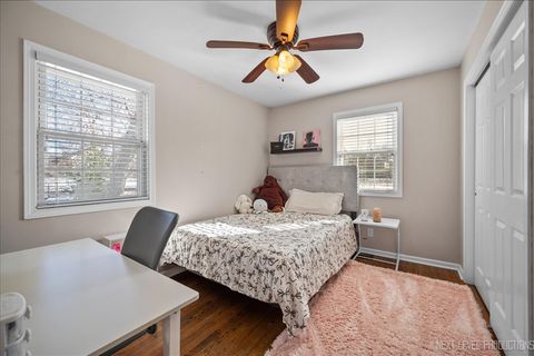 Tiny photo for 332 Evergreen Drive, Batavia, IL 60510 (MLS # 12553738)