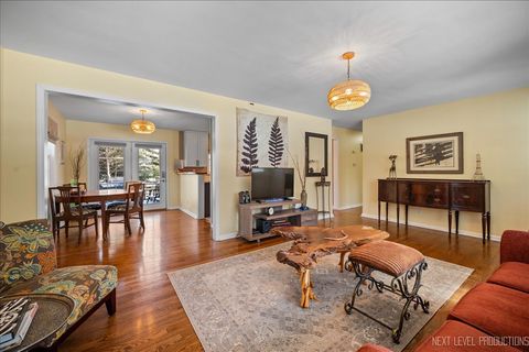 Tiny photo for 332 Evergreen Drive, Batavia, IL 60510 (MLS # 12553738)