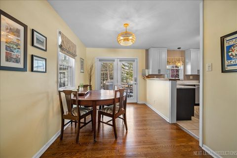 Tiny photo for 332 Evergreen Drive, Batavia, IL 60510 (MLS # 12553738)