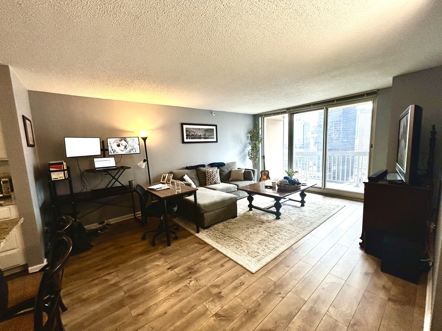 545 N Dearborn Street 3008
