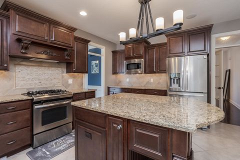 Tiny photo for 2703 Vrooman Court, Bloomington, IL 61704 (MLS # 12569294)