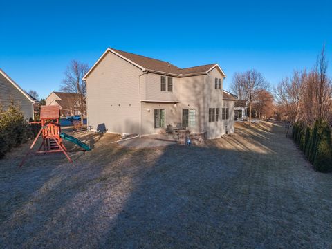 Tiny photo for 2703 Vrooman Court, Bloomington, IL 61704 (MLS # 12569294)