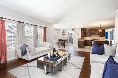 Tiny photo for 2703 Vrooman Court, Bloomington, IL 61704 (MLS # 12569294)