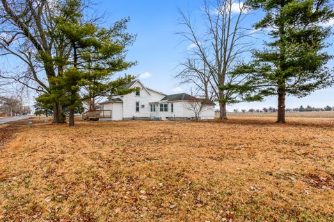 Tiny photo for 102 S Eastern Avenue, Minier, IL 61759 (MLS # 12582266)