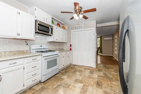 Tiny photo for 102 S Eastern Avenue, Minier, IL 61759 (MLS # 12582266)