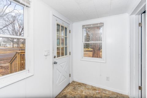 Tiny photo for 102 S Eastern Avenue, Minier, IL 61759 (MLS # 12582266)