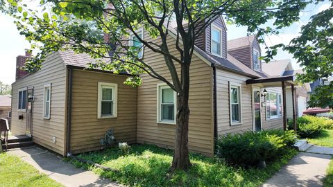 Tiny photo for 7117 W 113TH Place, Worth, IL 60482 (MLS # 12458654)