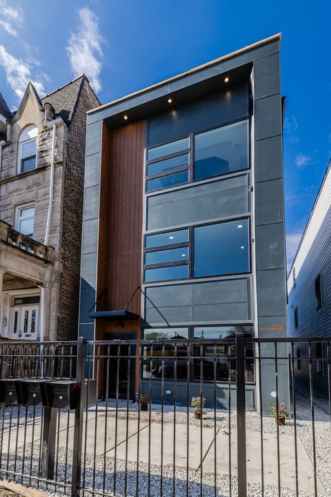 5637 S Prairie Avenue Chicago IL 60637