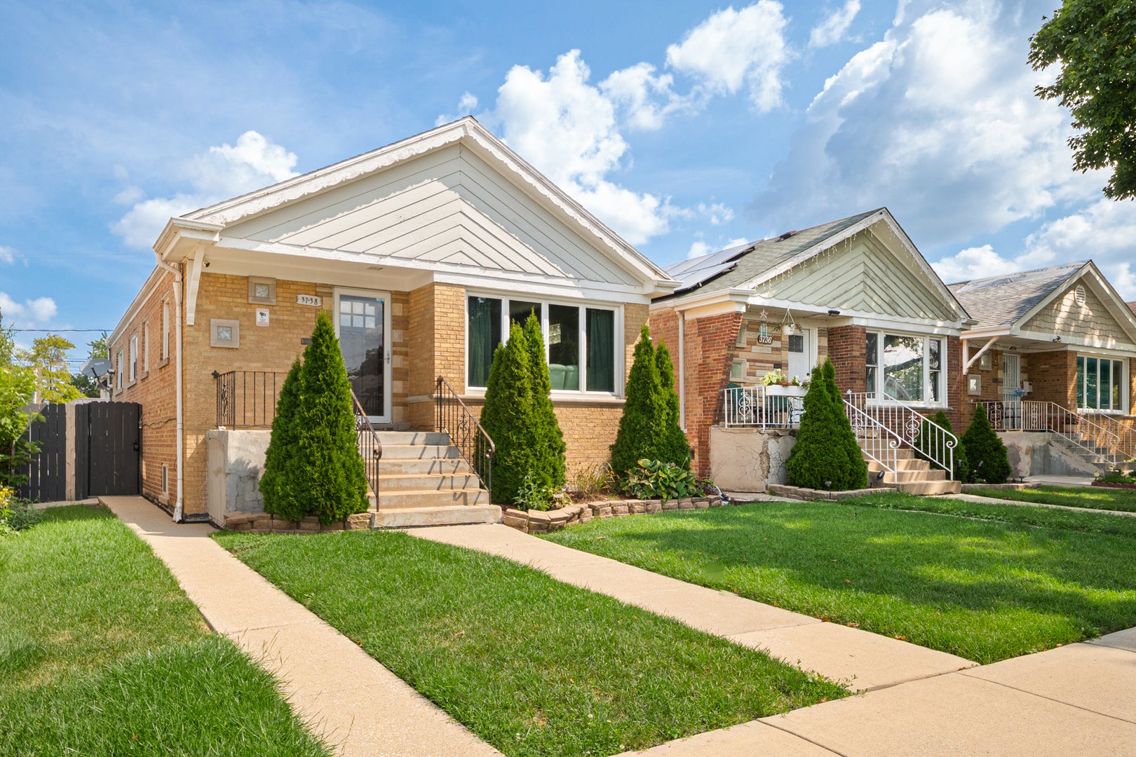 3738 W 83rd Place
