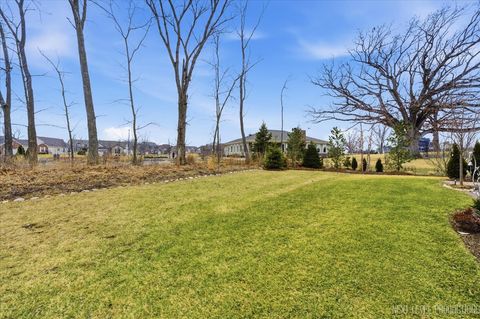 Tiny photo for 1212 Ardmoor Drive, Crystal Lake, IL 60012 (MLS # 12581387)