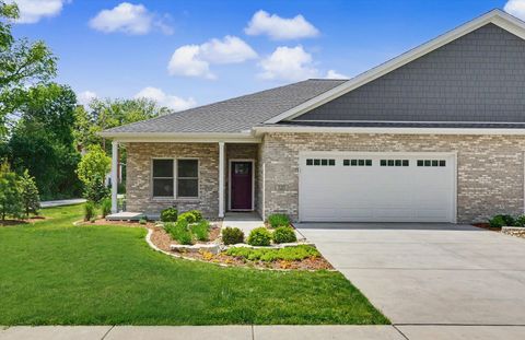 Tiny photo for 520 S 6th Street, Fairbury, IL 61739 (MLS # 12648981)