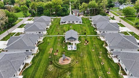 Tiny photo for 520 S 6th Street, Fairbury, IL 61739 (MLS # 12648981)