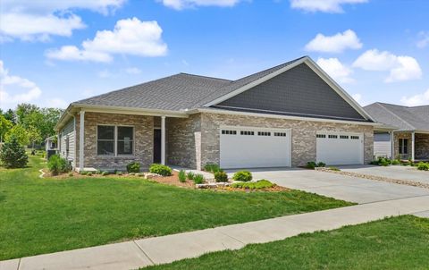 Tiny photo for 520 S 6th Street, Fairbury, IL 61739 (MLS # 12648981)