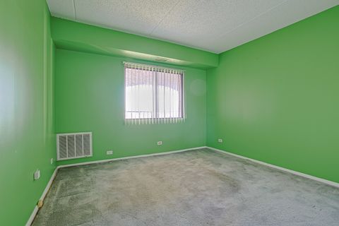 Tiny photo for 375 Plum Creek Drive #501, Wheeling, IL 60090 (MLS # 12483523)