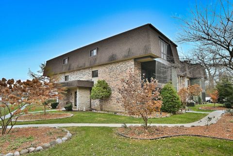 Tiny photo for 9176 South Road #1B, Palos Hills, IL 60465 (MLS # 12525120)