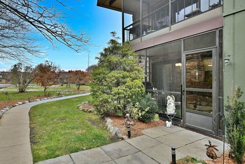 Tiny photo for 9176 South Road #1B, Palos Hills, IL 60465 (MLS # 12525120)