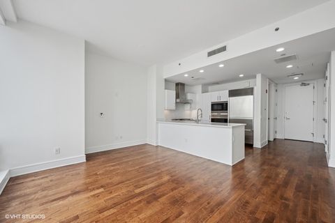 Tiny photo for 401 N Wabash Avenue #42E, Chicago, IL 60611 (MLS # 12497164)