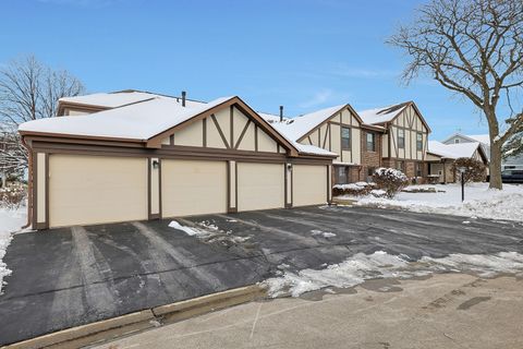 Photo of 1254 PLUM TREE Court #A1, Schaumburg, IL 60193 (MLS # 12526420)