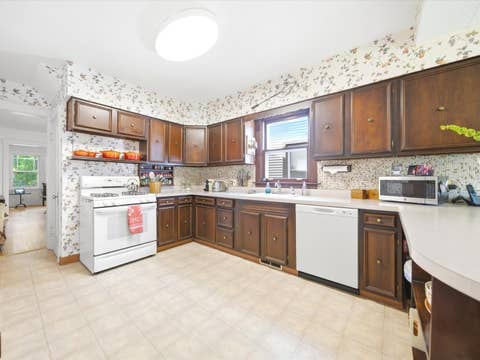 Tiny photo for 5733 N Marmora Avenue, Chicago, IL 60646 (MLS # 12663021)