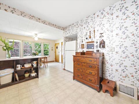 Tiny photo for 5733 N Marmora Avenue, Chicago, IL 60646 (MLS # 12663021)