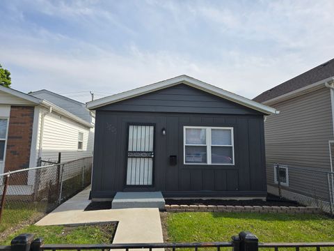 Photo of 1005 W 103rd Street, Chicago, IL 60643 (MLS # 12662762)