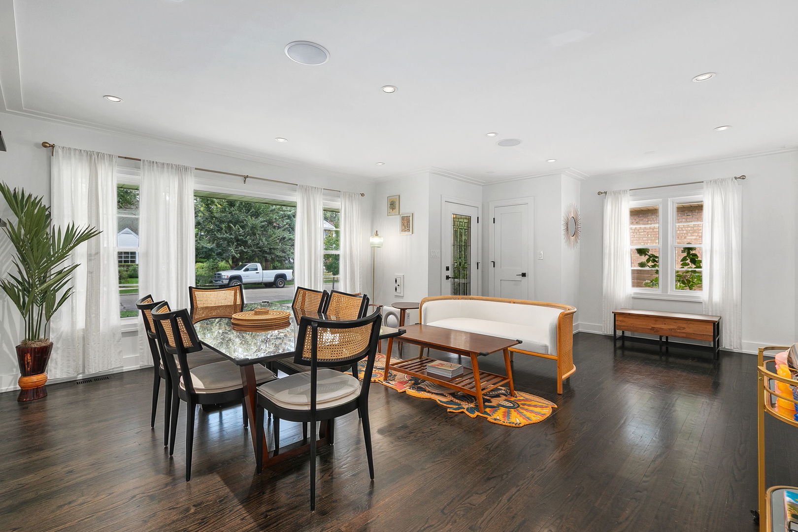 5317 Suffield Court