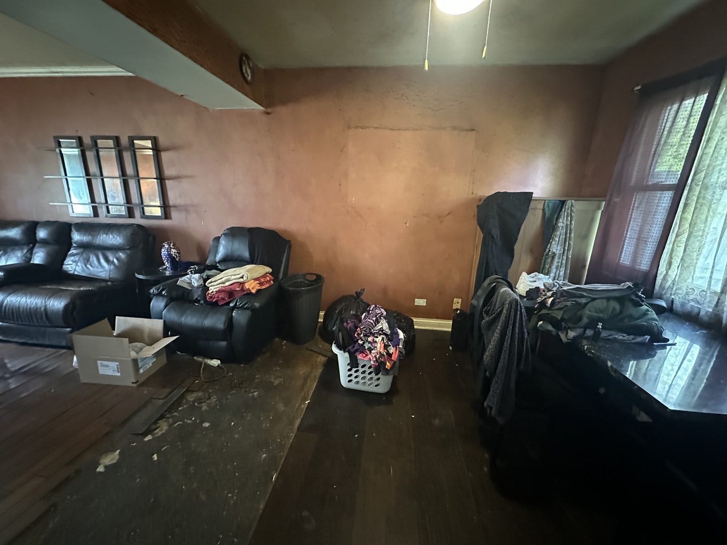 3024 LONG GROVE Lane