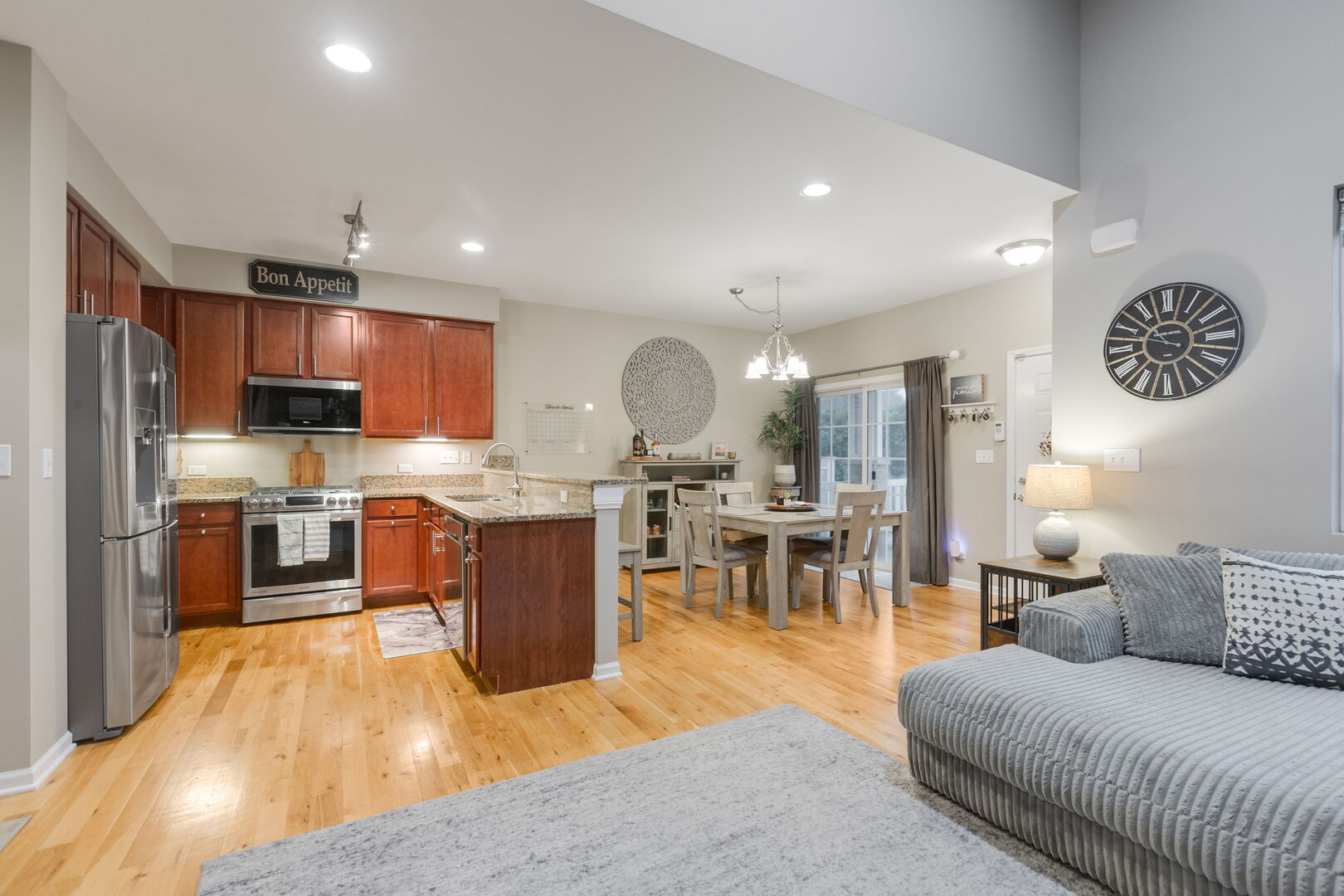 1212 Walnut Glen Drive