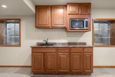 Tiny photo for 2518 Imgrund Road, North Aurora, IL 60542 (MLS # 12596365)