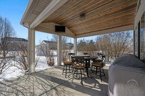 Tiny photo for 2518 Imgrund Road, North Aurora, IL 60542 (MLS # 12596365)