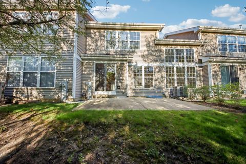 Tiny photo for 993 Willow Street, Itasca, IL 60143 (MLS # 12624949)