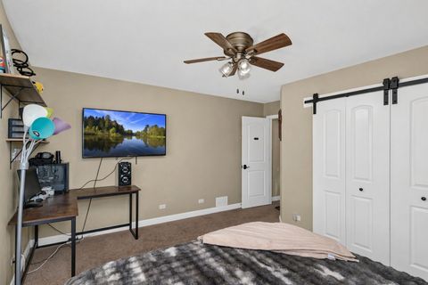 Tiny photo for 280 PRESTWICKE Boulevard, Algonquin, IL 60102 (MLS # 12634165)