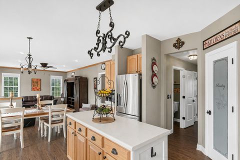 Tiny photo for 280 PRESTWICKE Boulevard, Algonquin, IL 60102 (MLS # 12634165)