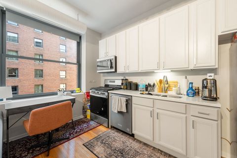 Tiny photo for 6 E Monroe Street #1403, Chicago, IL 60603 (MLS # 12639506)