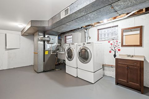 Tiny photo for 1008 S Beechwood Drive, Mount Prospect, IL 60056 (MLS # 12554489)