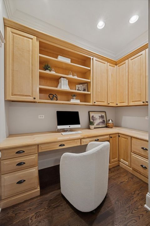 Tiny photo for 4047 Howard Avenue, Western Springs, IL 60558 (MLS # 12570209)