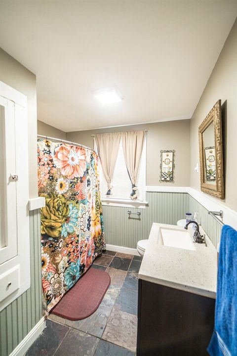 Tiny photo for 207 E 4th Street, Metropolis, IL 62960 (MLS # 100000351)