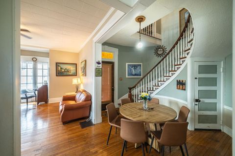 Tiny photo for 207 E 4th Street, Metropolis, IL 62960 (MLS # 100000351)