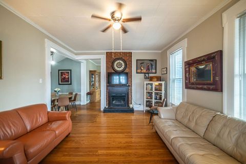 Tiny photo for 207 E 4th Street, Metropolis, IL 62960 (MLS # 100000351)