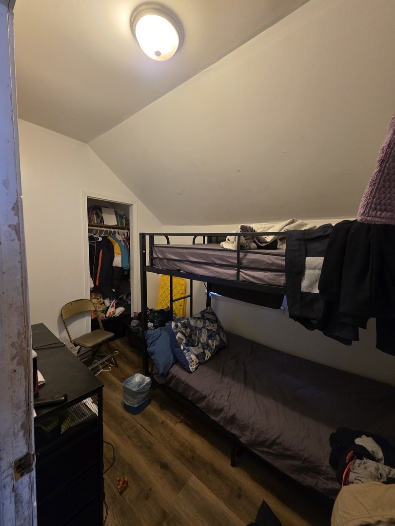 6342 S Parnell Avenue