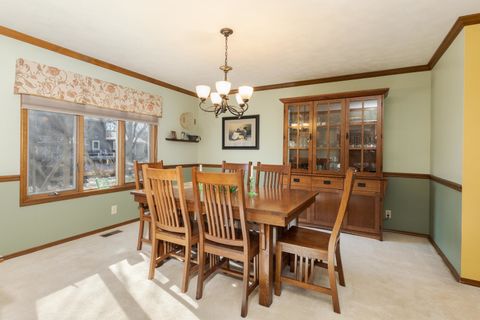 Tiny photo for 2813 Stonehurst Drive, Bloomington, IL 61704 (MLS # 12552634)