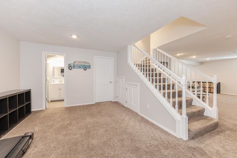 Tiny photo for 2813 Stonehurst Drive, Bloomington, IL 61704 (MLS # 12552634)